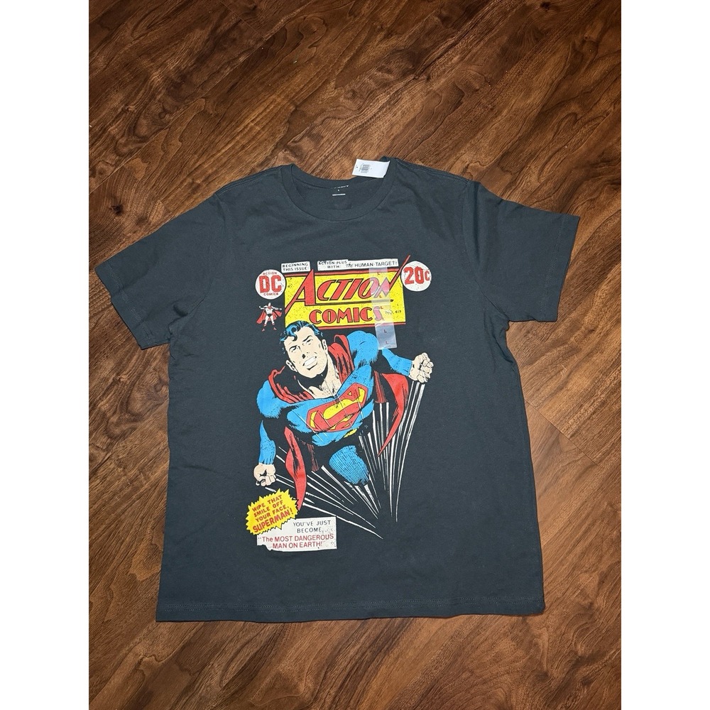 SUPERMAN -Short Sleeve Black T-Shirt / Size - L.  Action Comic, DC‎ New